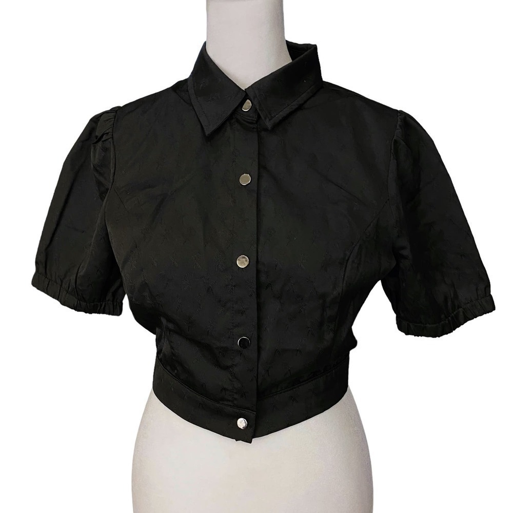 Kittenish Black Short Sleeve Snap Closure Collar Stylish Cropped Jacket Sz Small